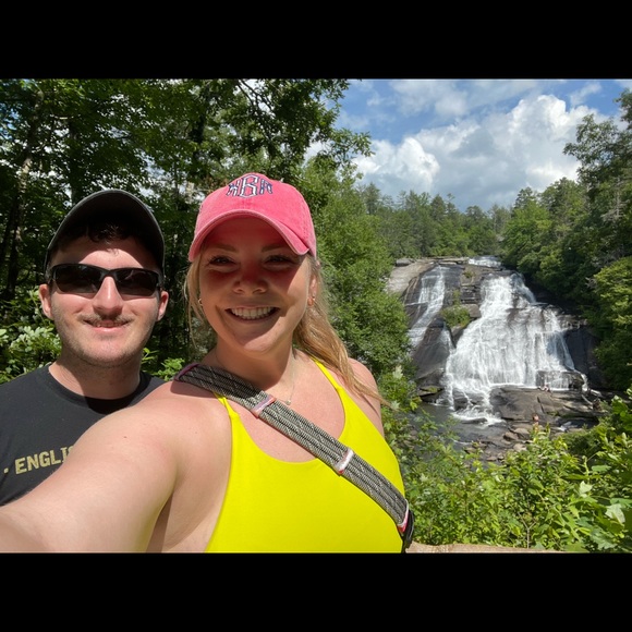 Meet your Posher, Katie ๐ - Picture 12 of 15